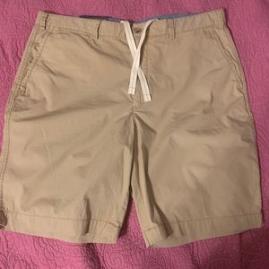 Khaki shorts